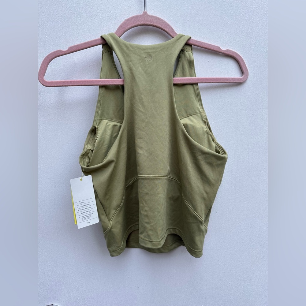 NWT! WORKOUT TOP! 💪🏼 - Picture 3 of 4